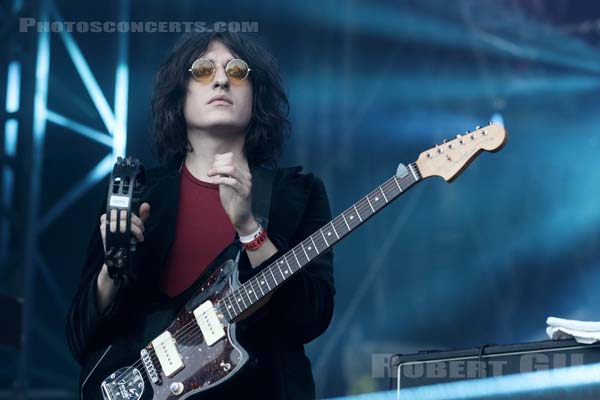 TEMPLES - 2015-06-23 - PARIS - Place de la Republique - Adam Thomas Smith